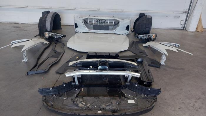 Partie avant complète Audi E-Tron