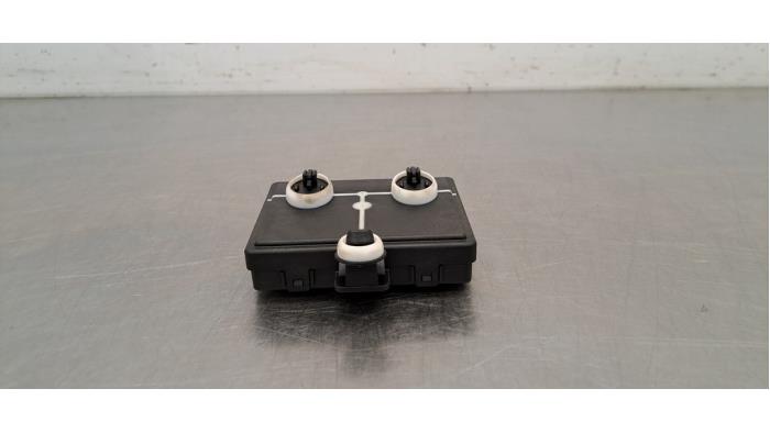 Module verrouillage central des portes Peugeot 308