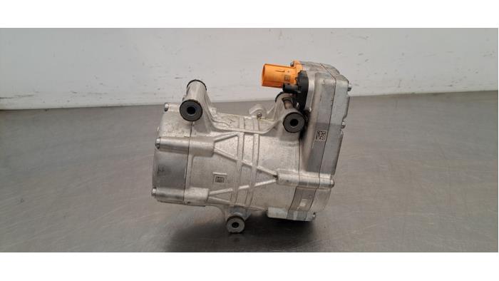 Pompe clim Peugeot 3008