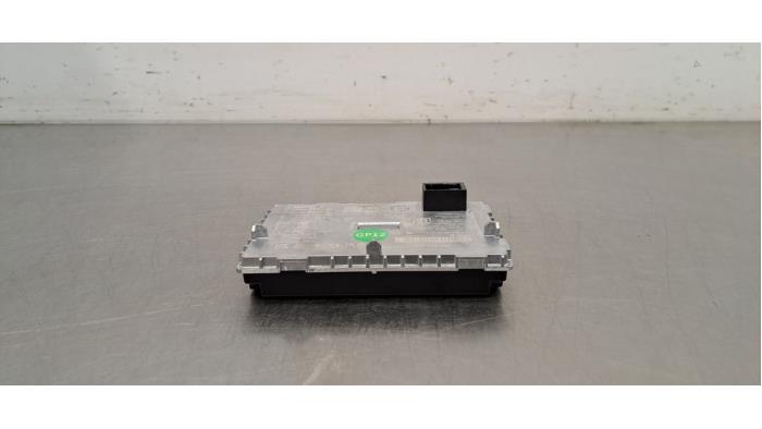 Chargeur sans fil Peugeot 3008