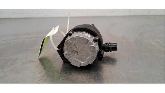Pompe à eau supplémentaire Opel Astra