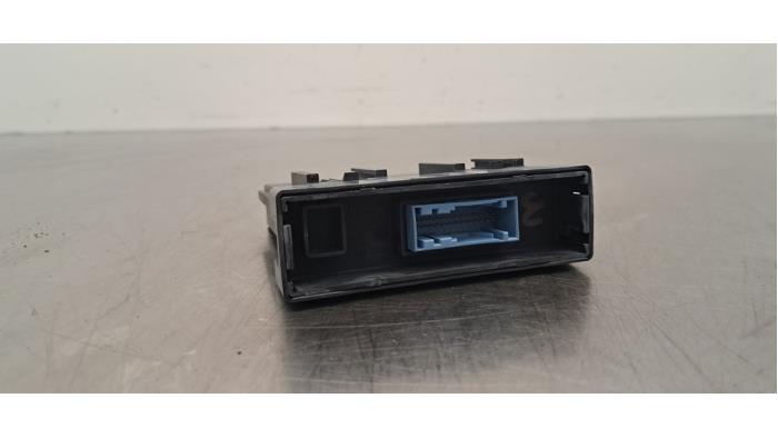 Ordinateur éclairage Peugeot 2008