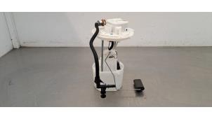 Gebruikte Tank element Pomp Peugeot 3008 III 1.6 16V Plug-in Hybrid 195 Prijs € 133,10 Inclusief btw aangeboden door Autohandel Didier