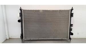 Gebruikte Radiateur Peugeot 3008 II (M4/MC/MJ/MR) 1.5 BlueHDi 130 Prijs € 133,10 Inclusief btw aangeboden door Autohandel Didier