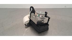 Gebruikte ABS Pomp Jeep Compass II (MP) 1.3 T4 130 16V Prijs € 332,75 Inclusief btw aangeboden door Autohandel Didier