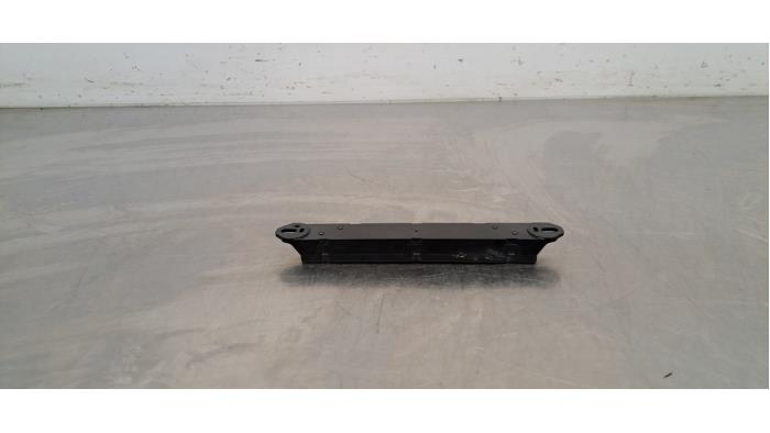 Antenne amplificateur Jeep Compass