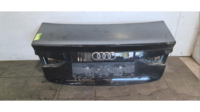 Hayon Audi A3