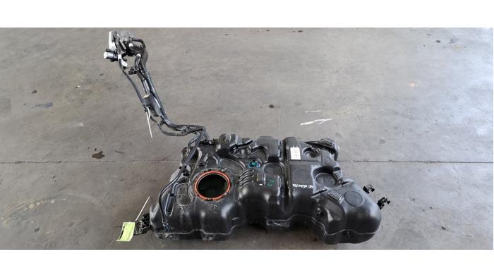 Réservoir de carburant Peugeot 3008