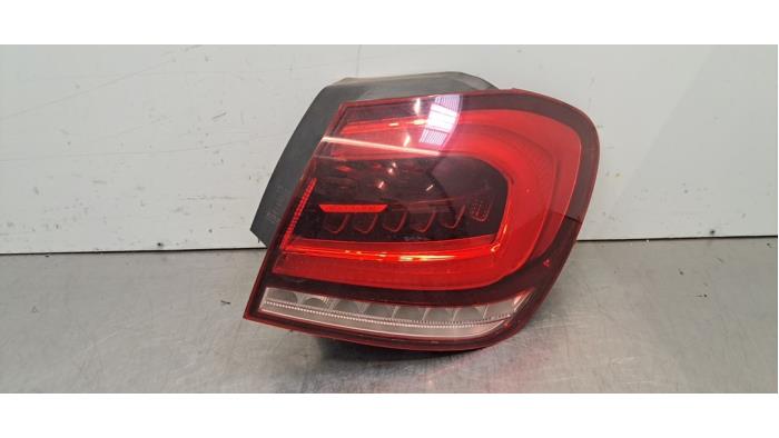 Feu arrière droit Mercedes A-Klasse