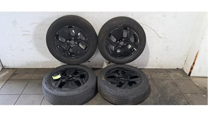 Kit jantes + pneumatiques Peugeot 2008
