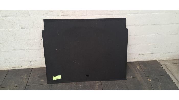 Coffre tapis Peugeot 2008