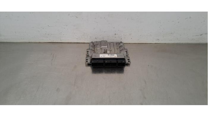 Ordinateur gestion moteur Renault Master