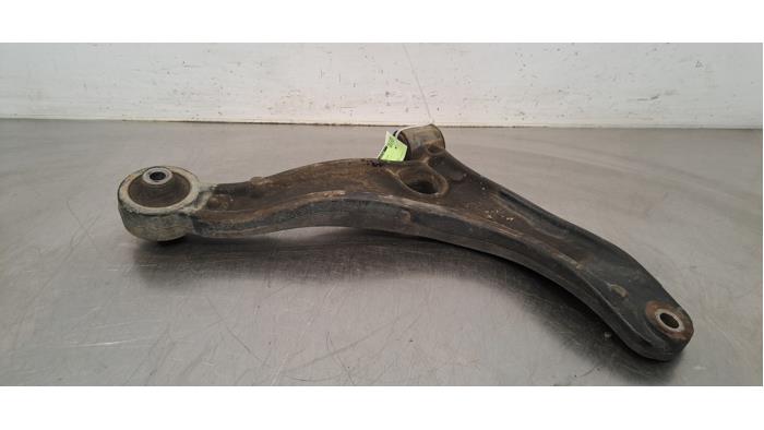 Bras de suspension avant gauche Renault Master