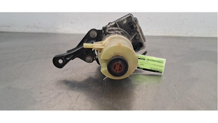 Pompe direction assistée Renault Trafic