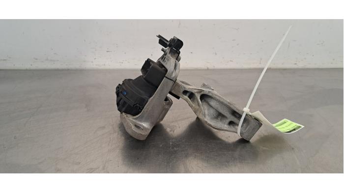 Support moteur Renault Trafic