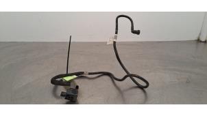 Gebruikte Oliedruk sensor Peugeot 2008 (UD/UK/UR/US/UX) 1.5 BlueHDi 100 Prijs € 18,15 Inclusief btw aangeboden door Autohandel Didier