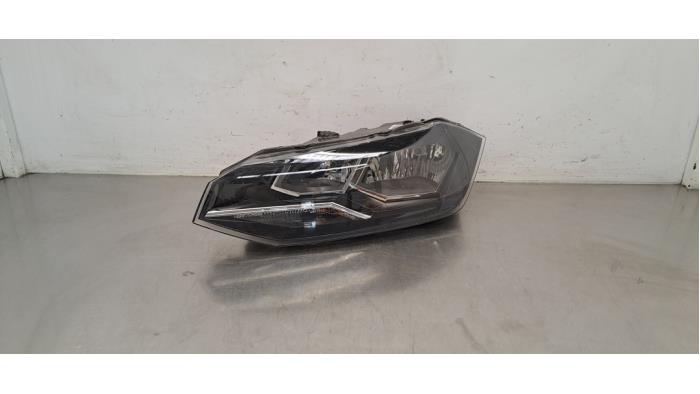 Phare gauche Volkswagen Polo