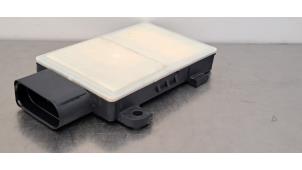 Gebruikte Radar sensor Audi E-tron (GEN) 55 quattro Prijs € 266,20 Inclusief btw aangeboden door Autohandel Didier