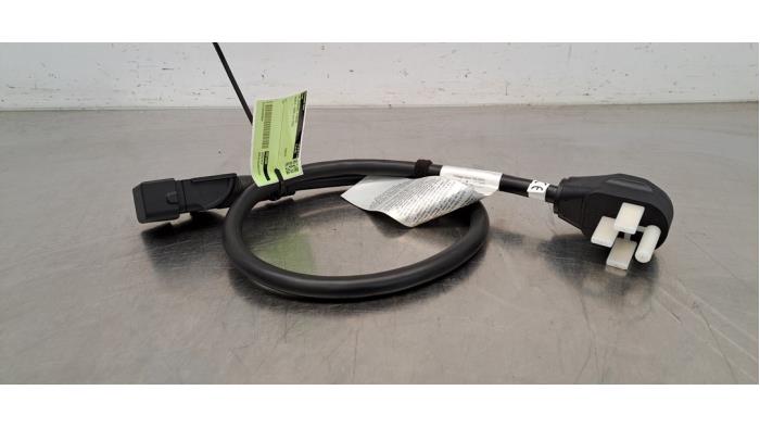 Câble de recharge hybride Audi E-Tron
