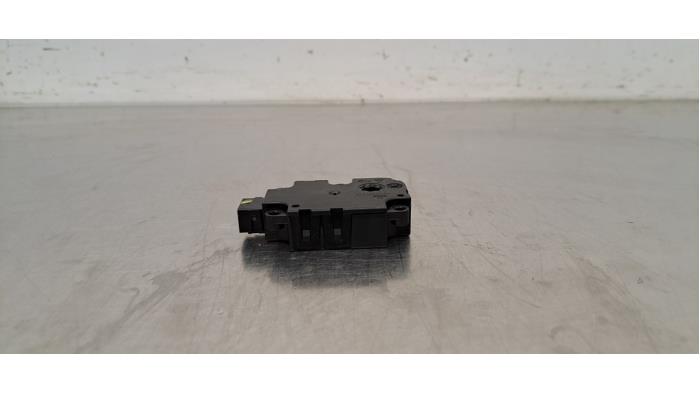 Moteur pas à pas Audi E-Tron