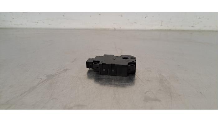 Moteur pas à pas Audi E-Tron