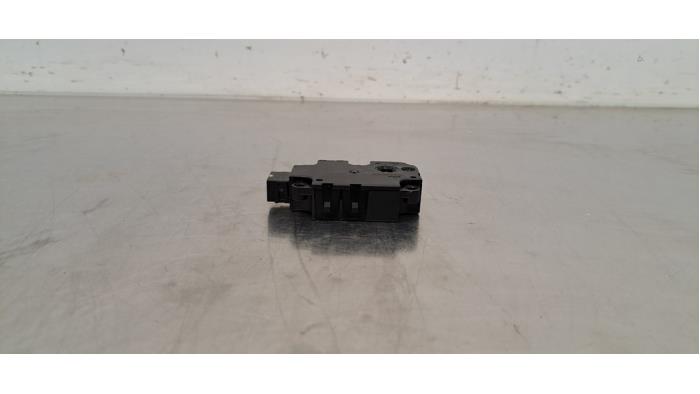Moteur pas à pas Audi E-Tron