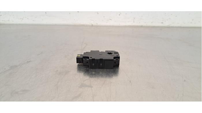 Moteur pas à pas Audi E-Tron