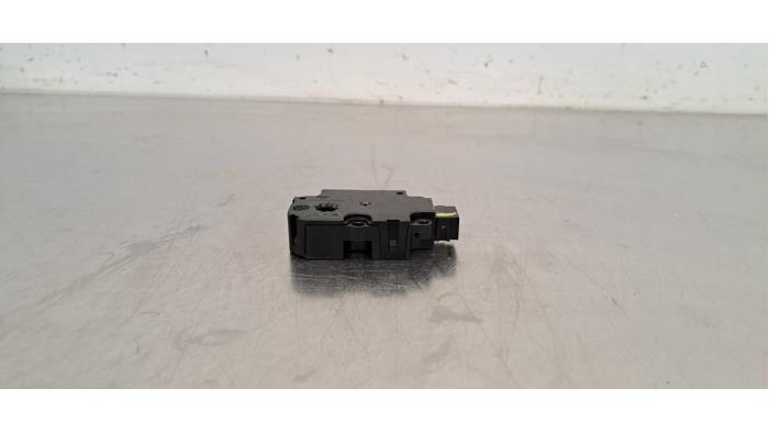 Moteur pas à pas Audi E-Tron
