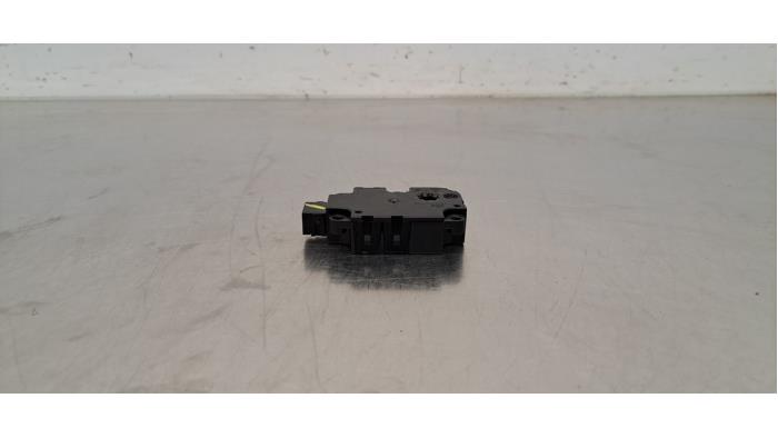 Moteur pas à pas Audi E-Tron