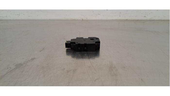 Moteur pas à pas Audi E-Tron