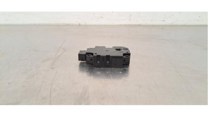 Moteur pas à pas Audi E-Tron