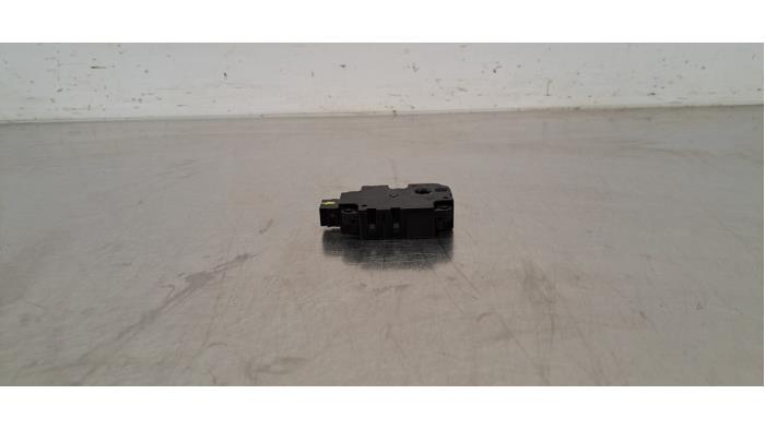 Moteur pas à pas Audi E-Tron
