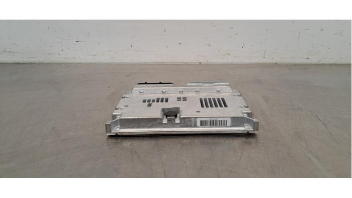 Ordinateur aide au stationnement Audi E-Tron