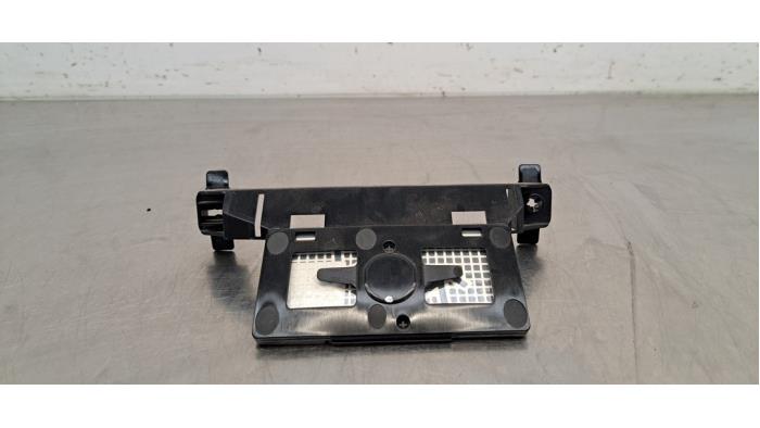 Antenne amplificateur Audi E-Tron