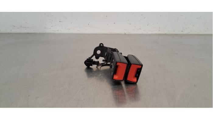Insertion ceinture de sécurité arrière gauche Audi A3