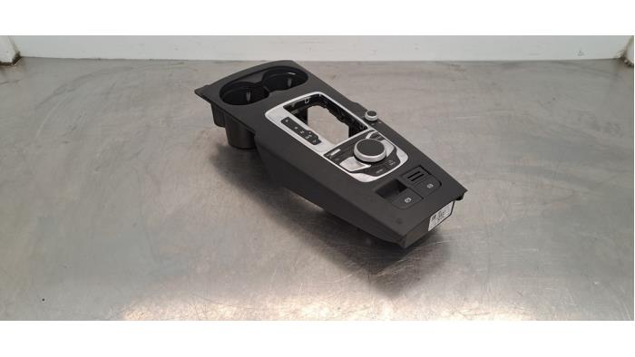 Bouton I-drive Audi A3