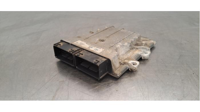 Ordinateur gestion moteur Ford Transit Custom