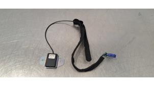 Gebruikte Antenne Versterker Peugeot Boxer (U9) 2.2 Blue HDi 165 Prijs € 18,15 Inclusief btw aangeboden door Autohandel Didier