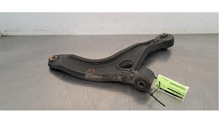 Bras de suspension avant gauche Renault Master