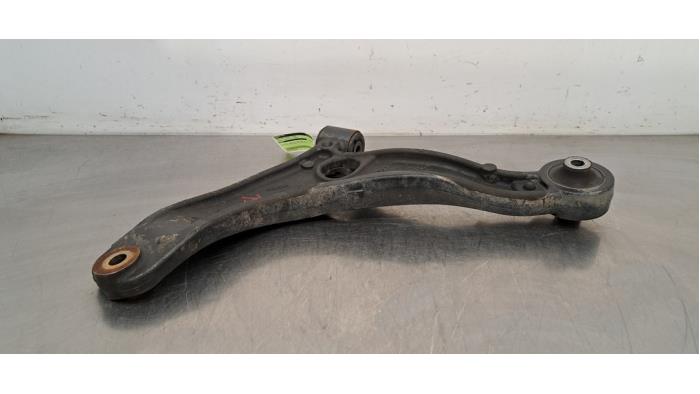 Bras de suspension avant droit Renault Master