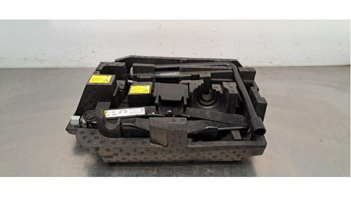 Ensemble cric Renault Master