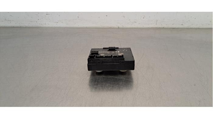 Module verrouillage central des portes Audi S3