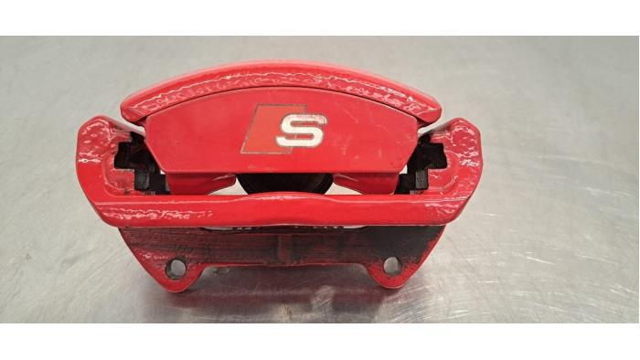 Etrier de frein (pince) avant droit Audi S3
