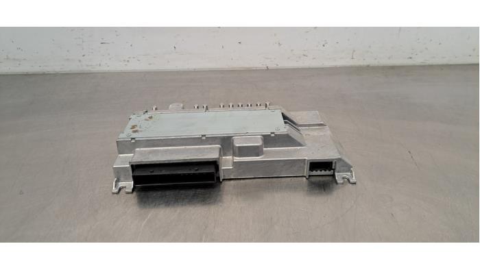 Amplificateur radio Audi S3