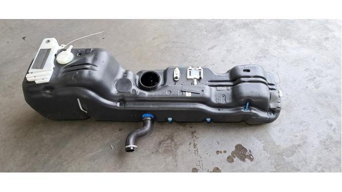 Réservoir de carburant Renault Master