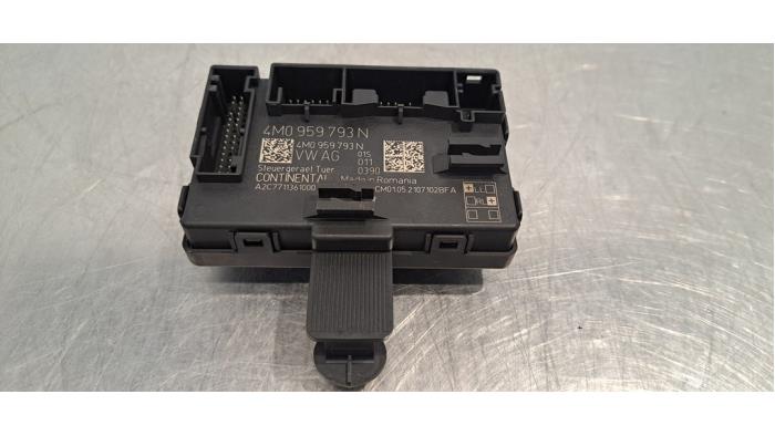 Module verrouillage central des portes Audi A5