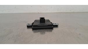 Gebruikte Camera module Mercedes V (447.8) 2.0 300d 16V 4-Matic Prijs € 66,55 Inclusief btw aangeboden door Autohandel Didier