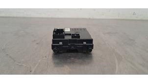 Gebruikte Module climatronic Mercedes V (447.8) 2.0 300d 16V 4-Matic Prijs € 133,10 Inclusief btw aangeboden door Autohandel Didier