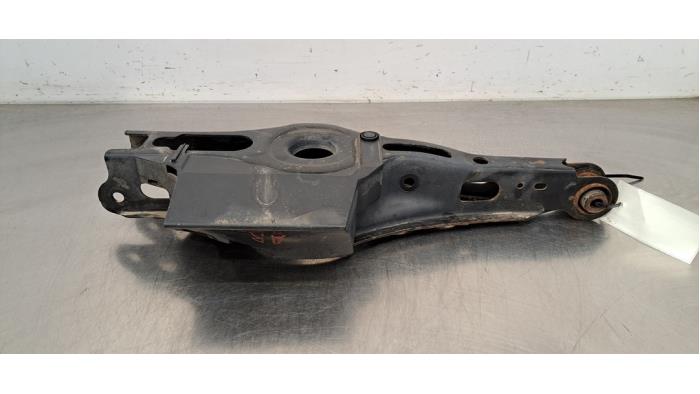 Bras de suspension arrière droit Toyota Rav-4