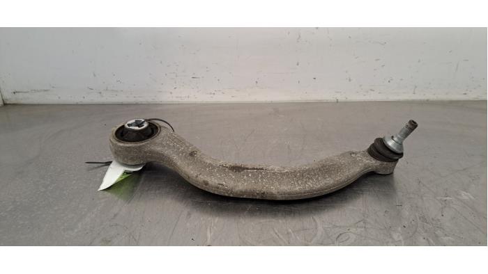 Bras de suspension avant droit Tesla Model Y